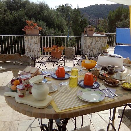 Casa D' Artista B&B 오지에리 외부 사진