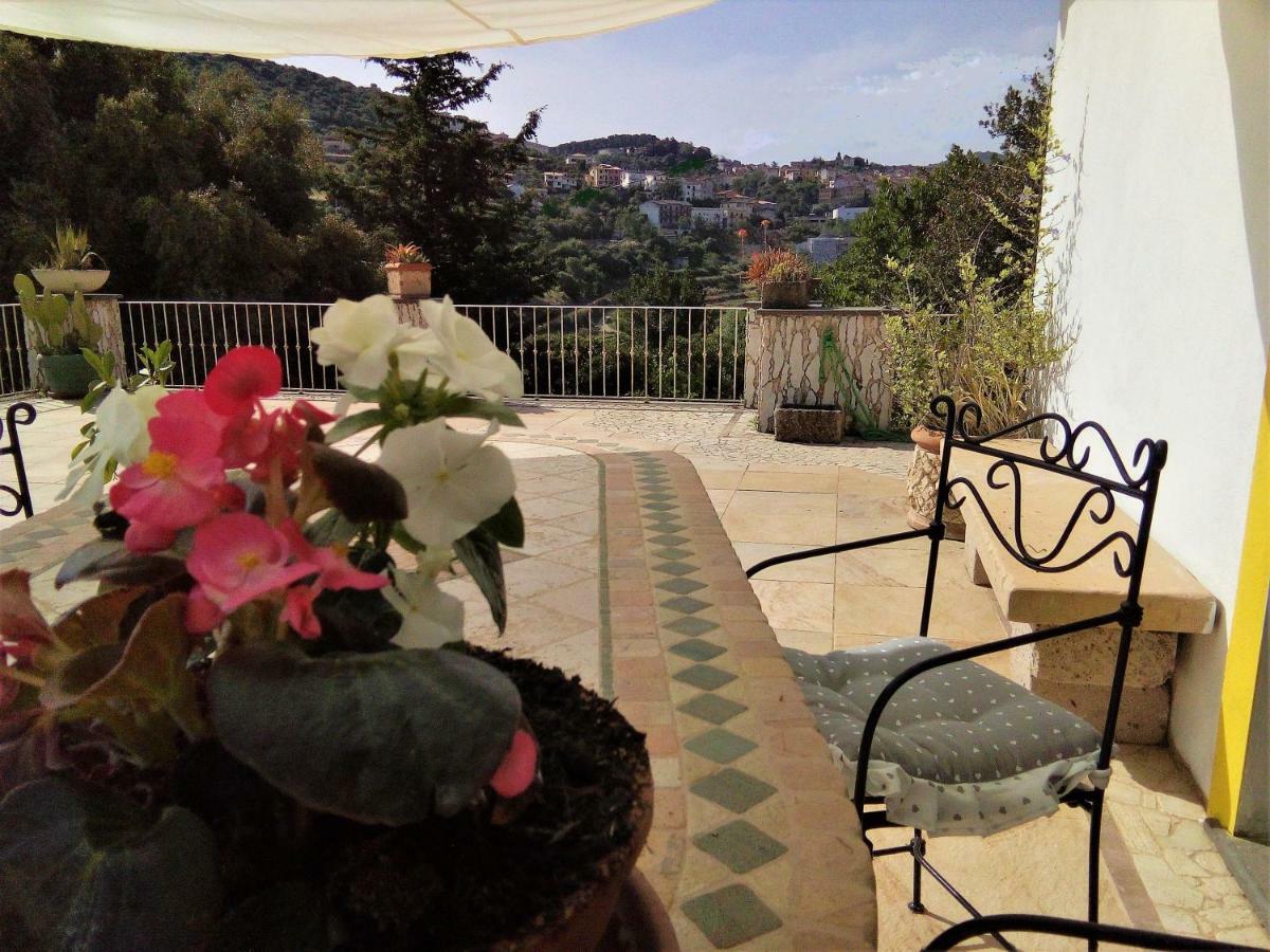 Casa D' Artista B&B 오지에리 외부 사진