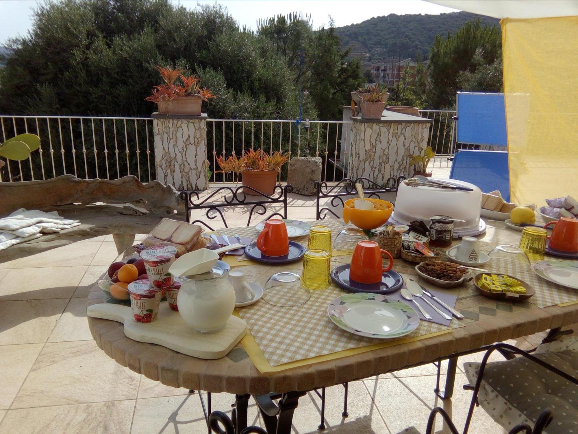 Casa D' Artista B&B 오지에리 외부 사진