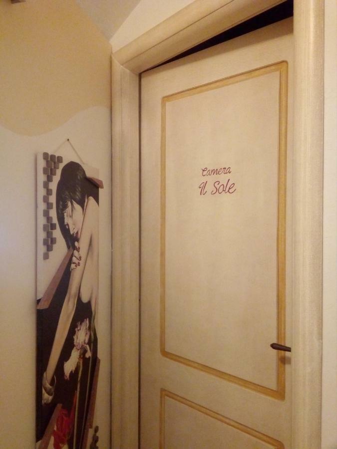 Casa D' Artista B&B 오지에리 외부 사진